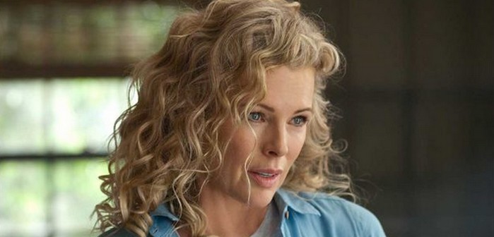 Kim Basinger sera la maîtresse SM de Christian Grey