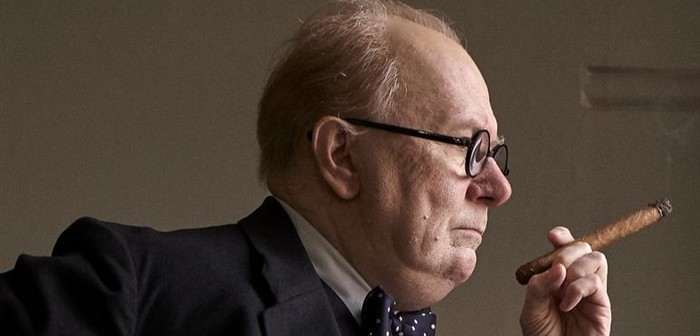 Gary Oldman m�connaissable en Winston Churchill